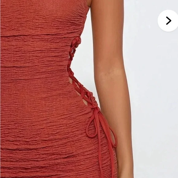 🧡Elegant Rust Sleeveless Dress - Picture 3 of 8